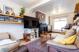 Sitting Room- click for photo gallery